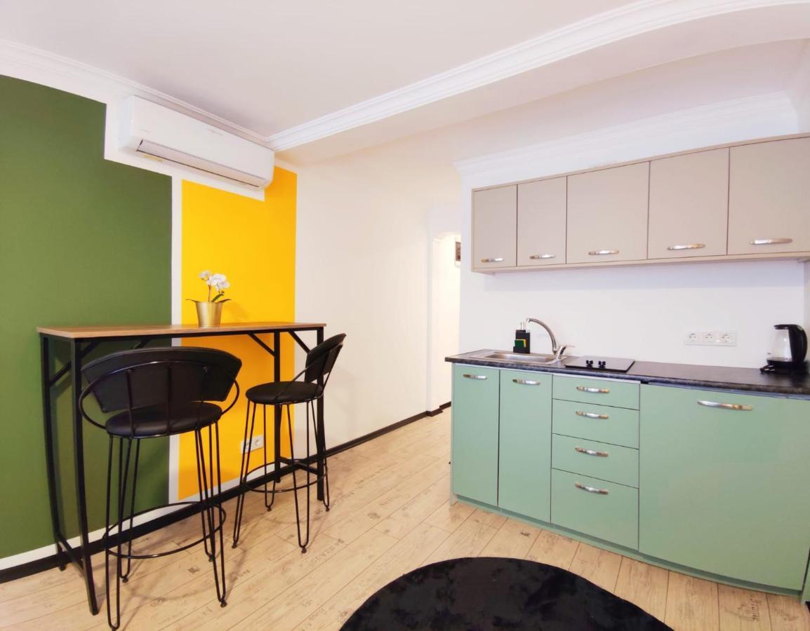Intimate Studio Basilica Cistern Apartment