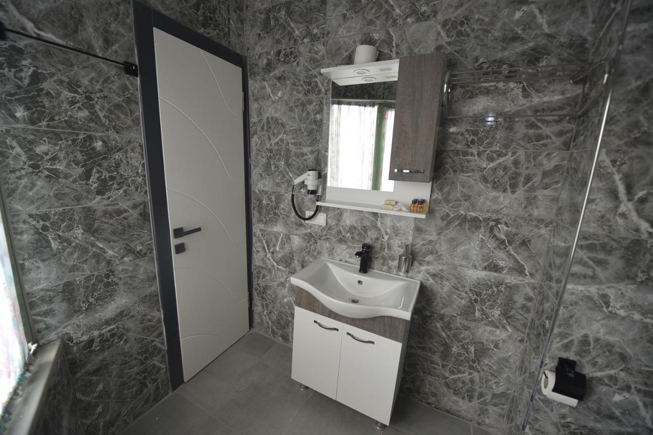 Omega Luxx 3* İstanbul