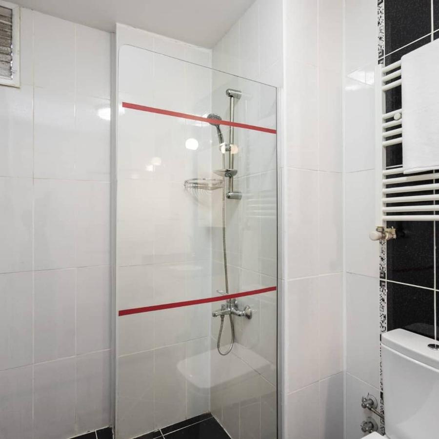 Aparthotel Fanda Suites *