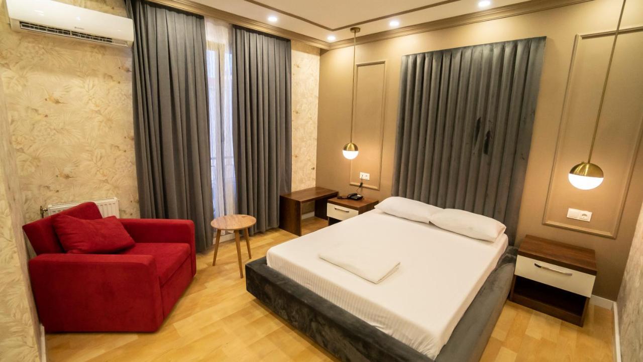 Dymar Hotel