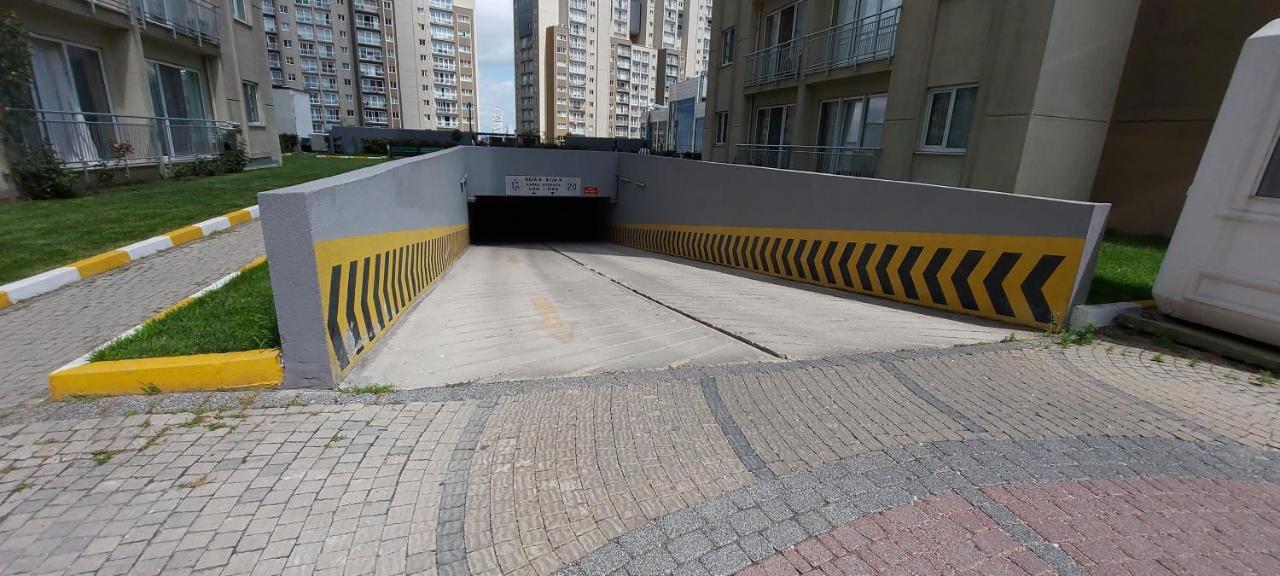 Beylikduzu Huzurlu Aile Yasam Sitesi Ful Donanimli Ev *