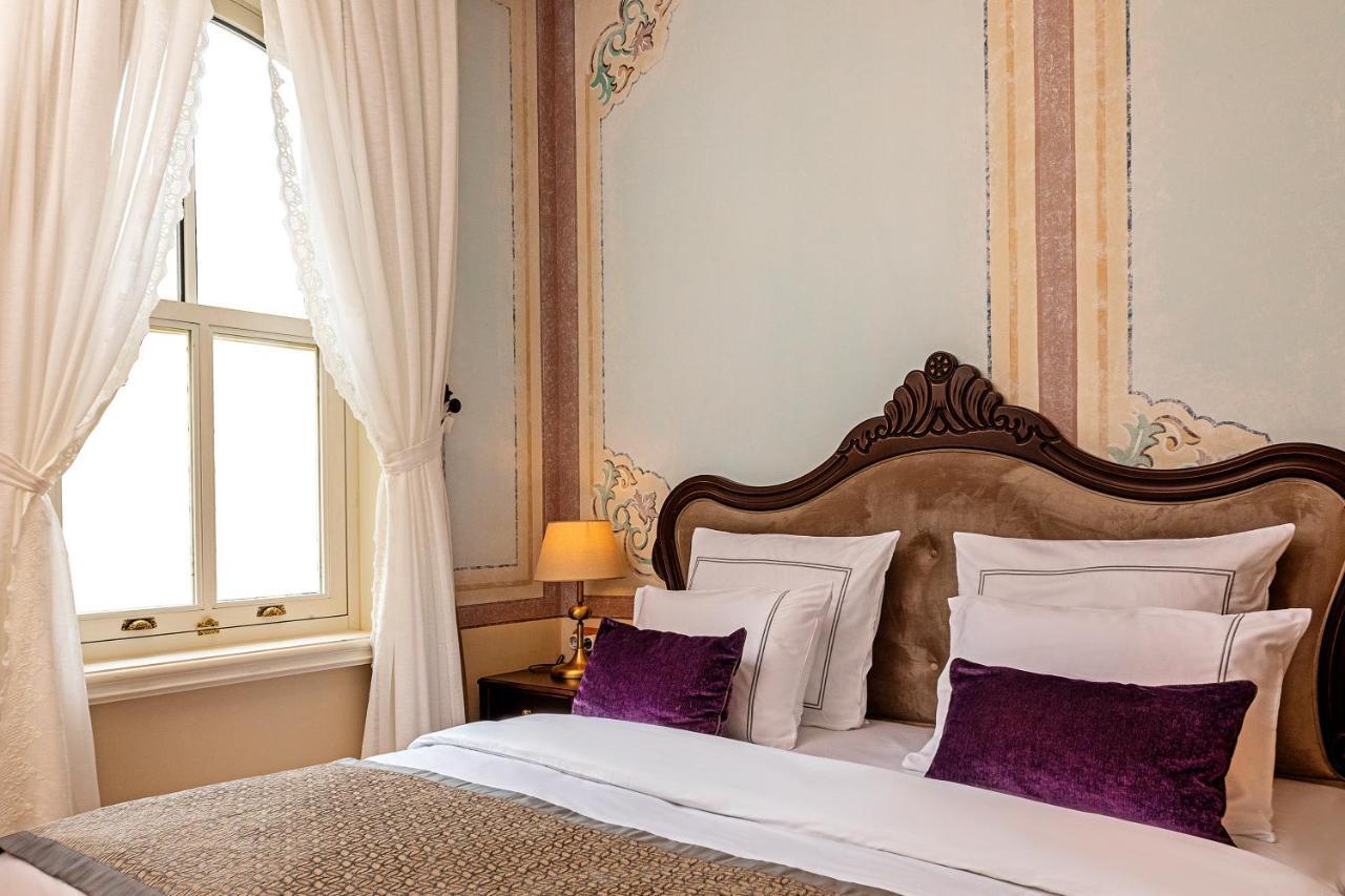 Meroddi Barnathan Hotel *