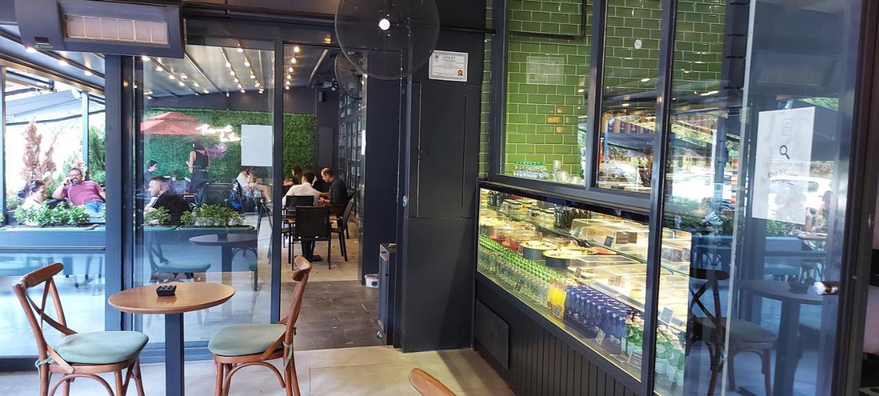 Beylikduzu Huzurlu Aile Yasam Sitesi Ful Donanimli Ev Apartamento Istambul