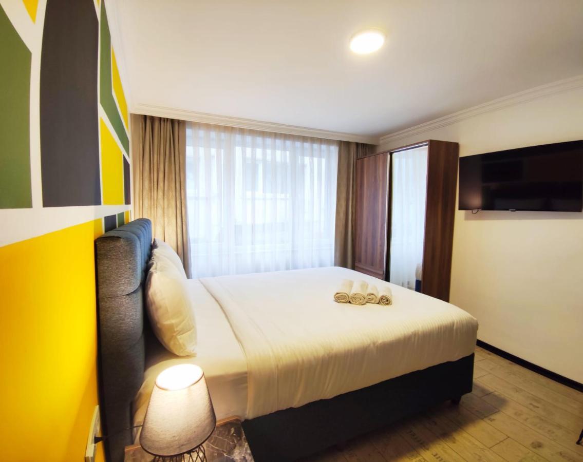 Intimate Studio Basilica Cistern Apartment
