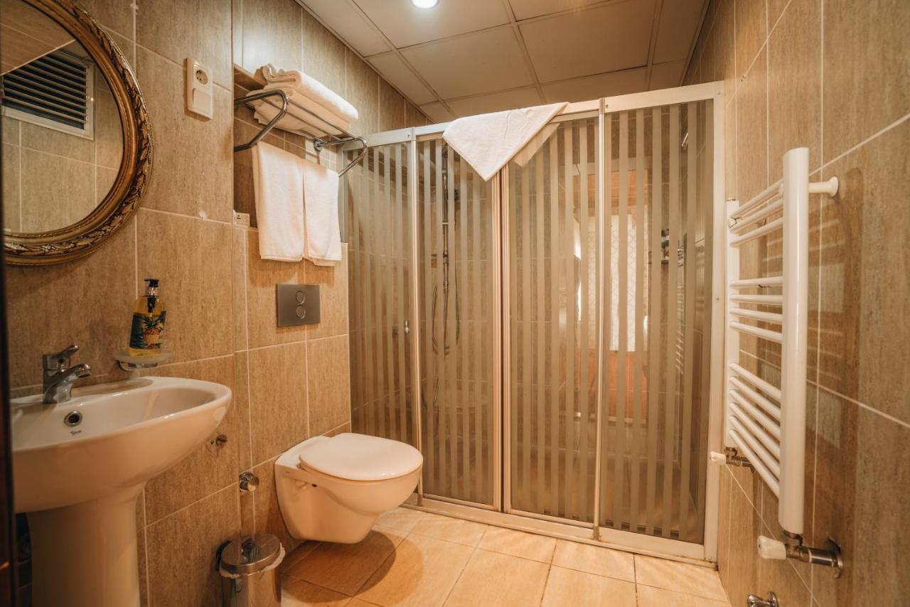 Otel Gulliver Mansion 2*