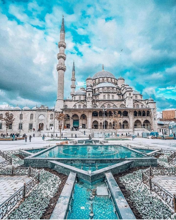 Hagiasophia Donat *