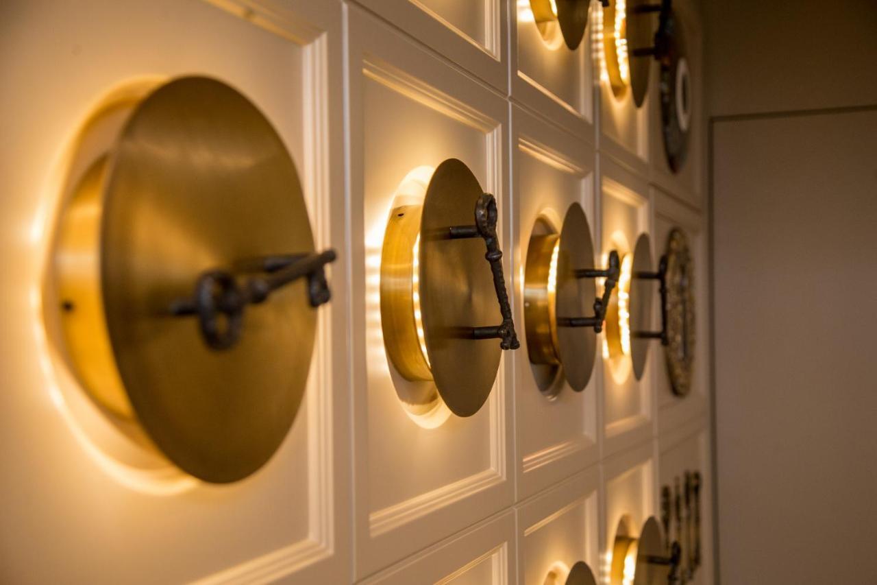 The Charm - Old Otel