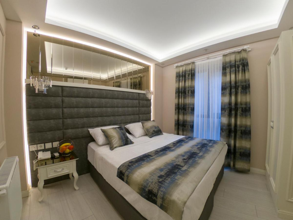 Hotel Crowned Istanbul