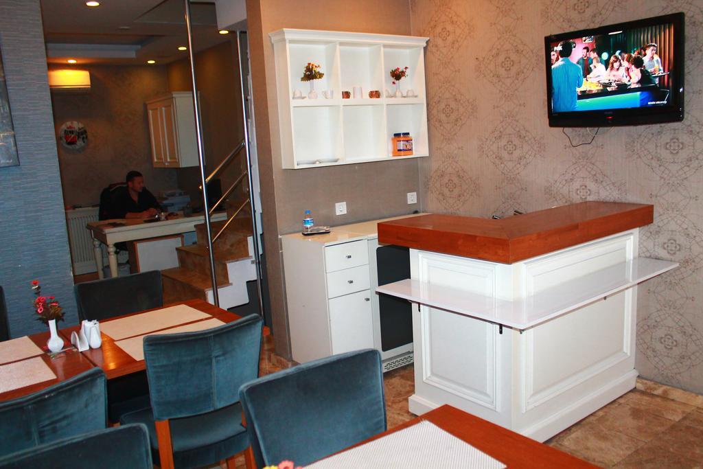Hotel Alyon 3*