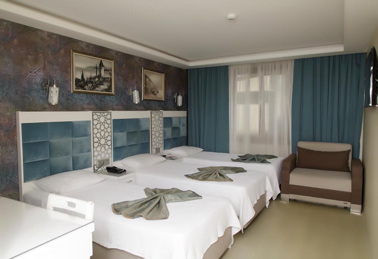Hotel River