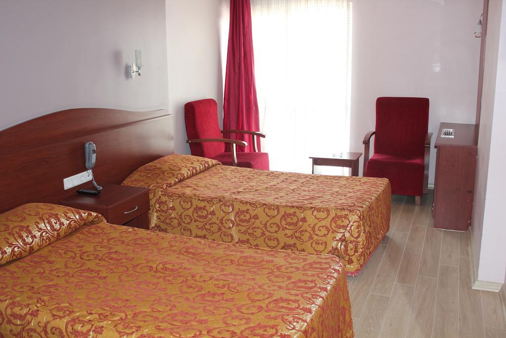 Kaya Hotel 3*