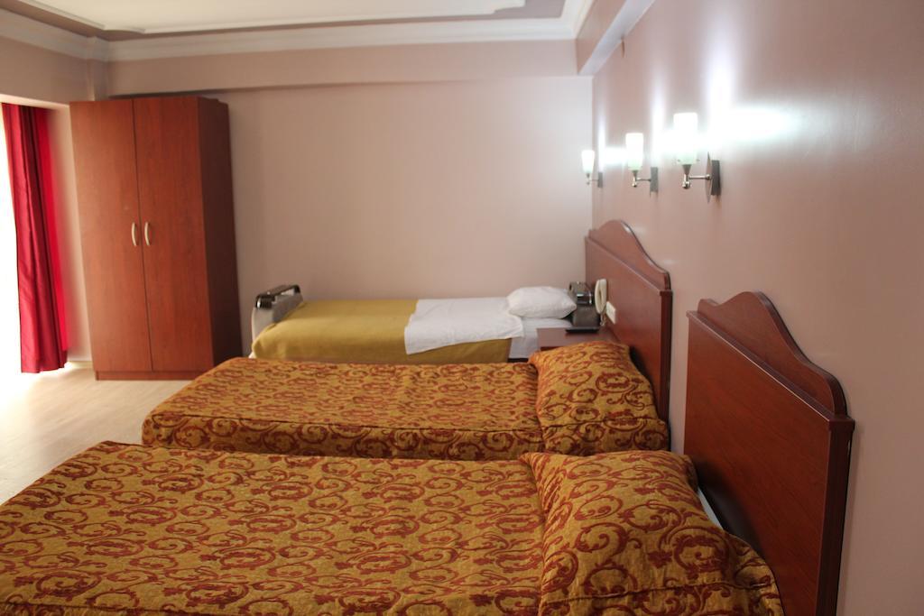 Kaya Hotel 3*