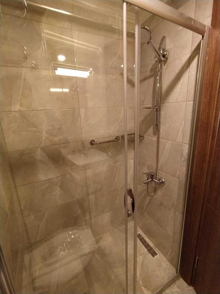 Nupera 3*