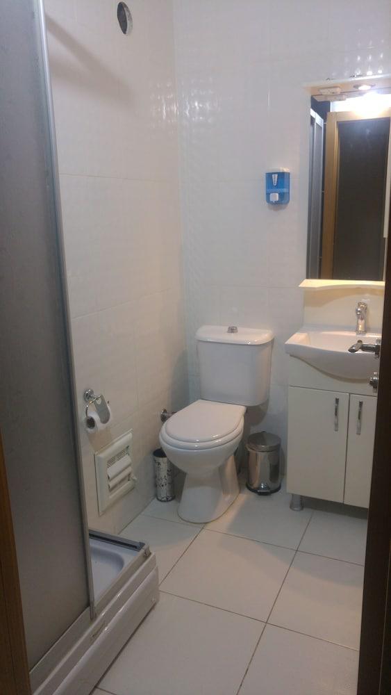 Hotel Mavilla 2*