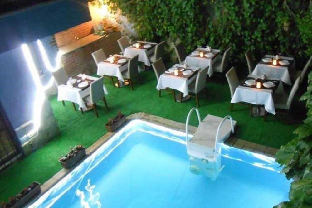 Hotel Mavilla