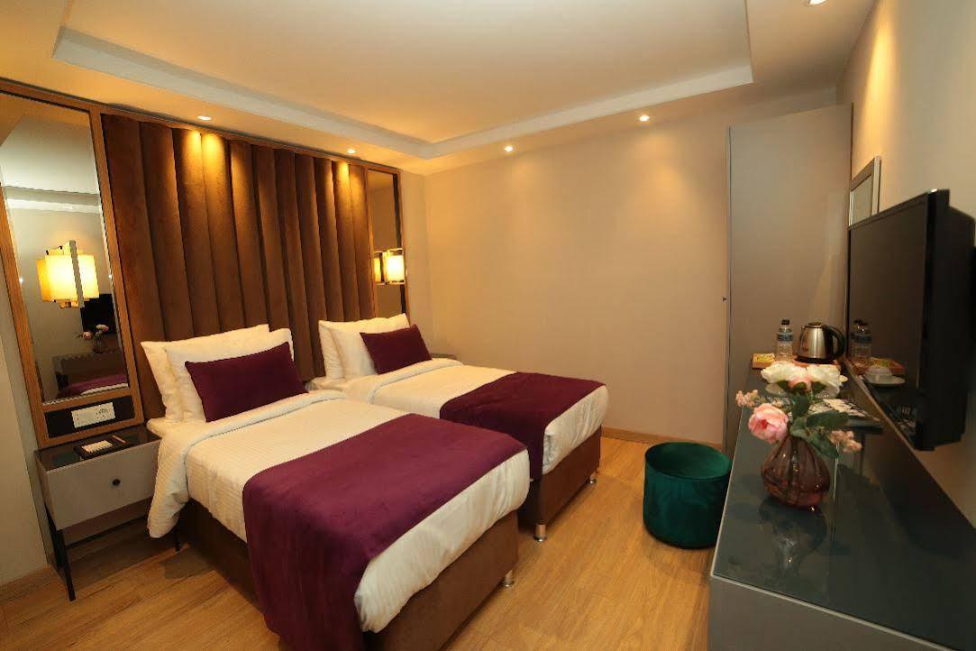 Hotel The Roomy Sisli 2*