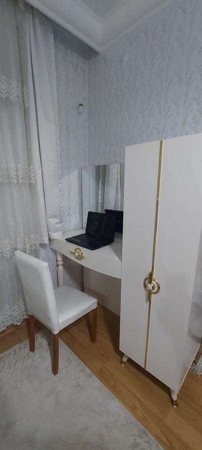 Beylikduzu Huzurlu Aile Yasam Sitesi Ful Donanimli Ev Apartamento
