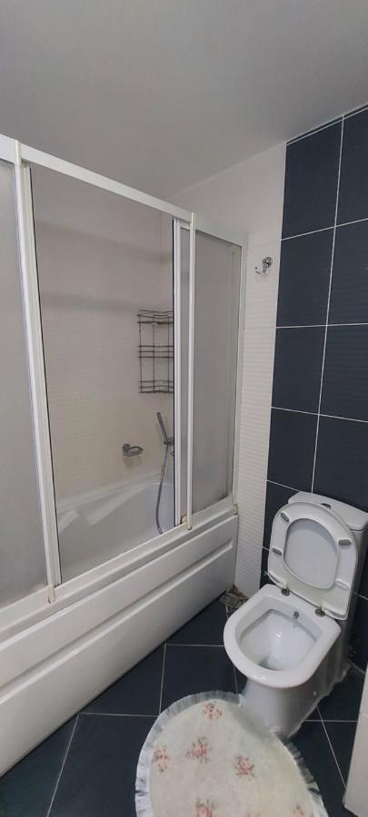 Apartamento Beylikduzu Huzurlu Aile Yasam Sitesi Ful Donanimli Ev
