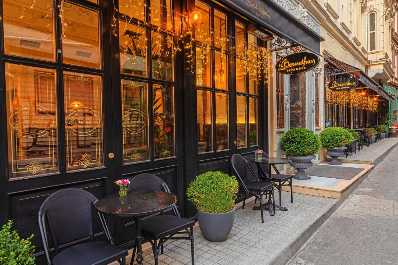 Meroddi Barnathan Istanbul