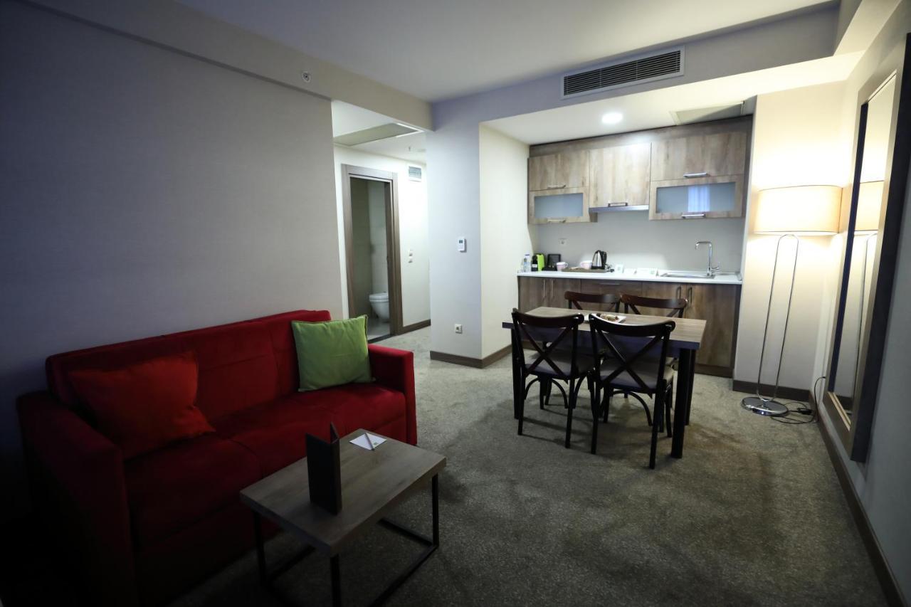 Hotel Ibis Styles Bomonti 4*