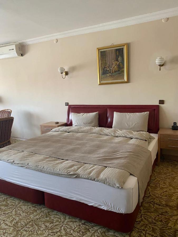 Topkapi Hotel