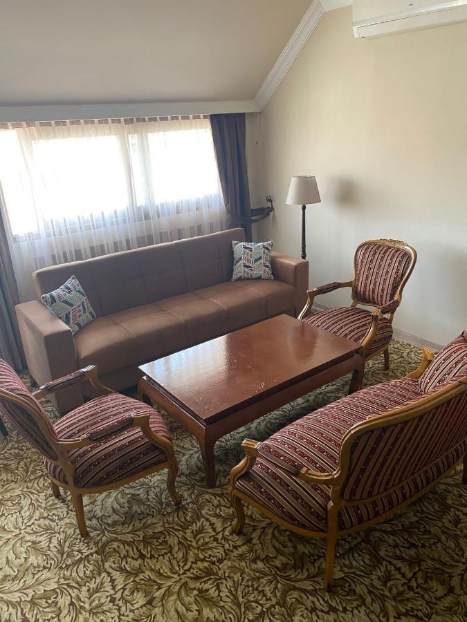 Topkapi Hotel