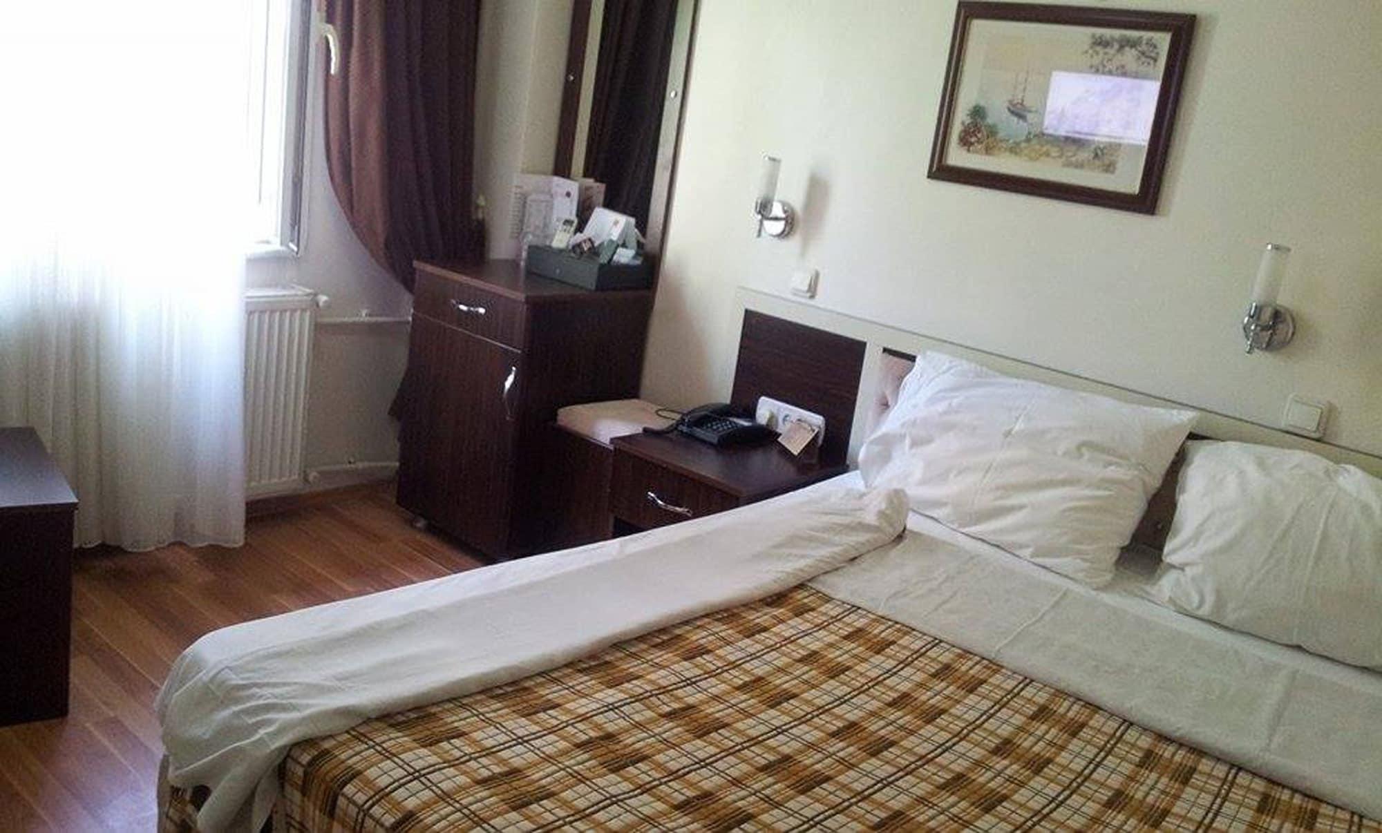 Grand Otel