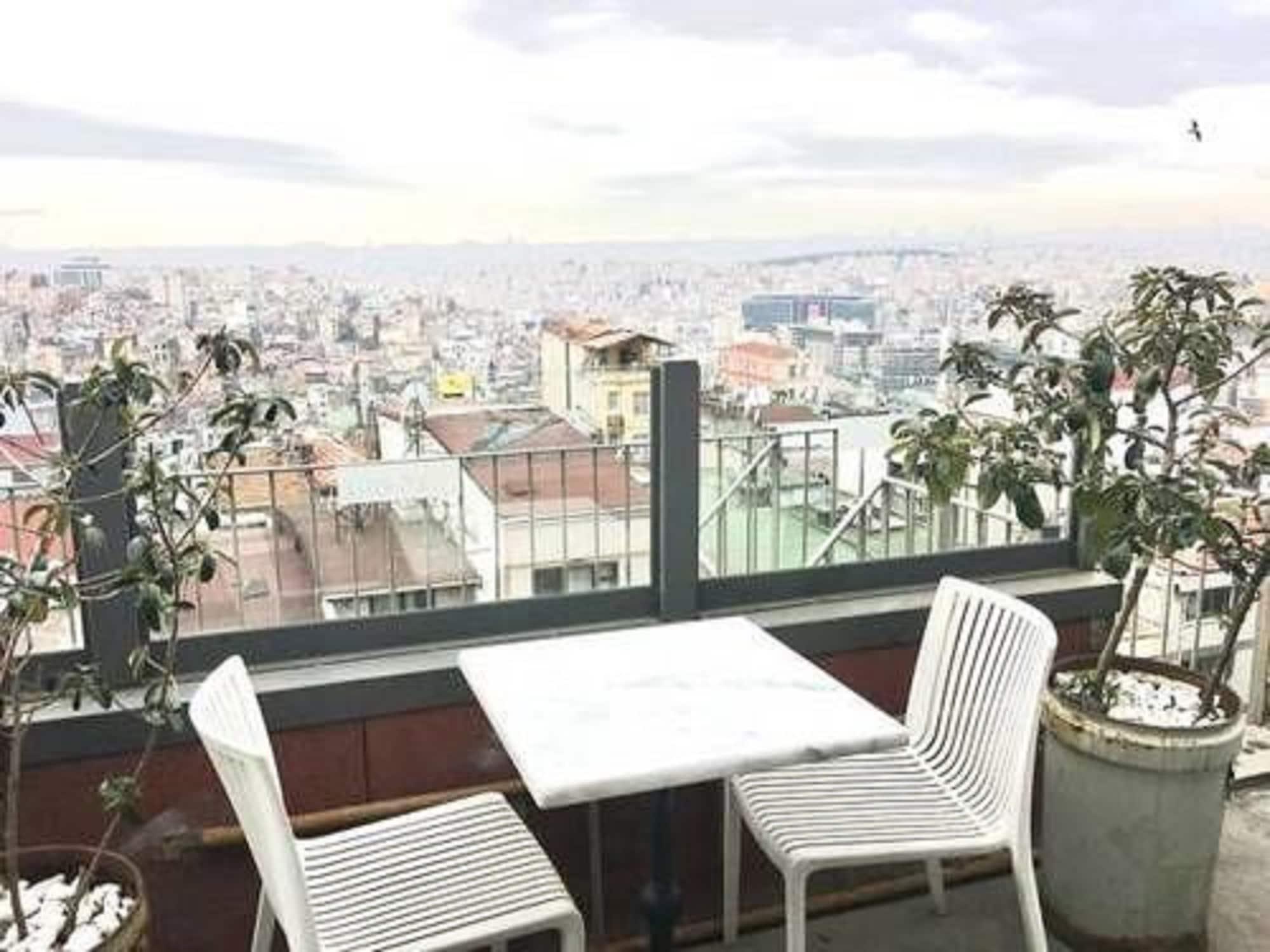 Faros Taksim-special Category