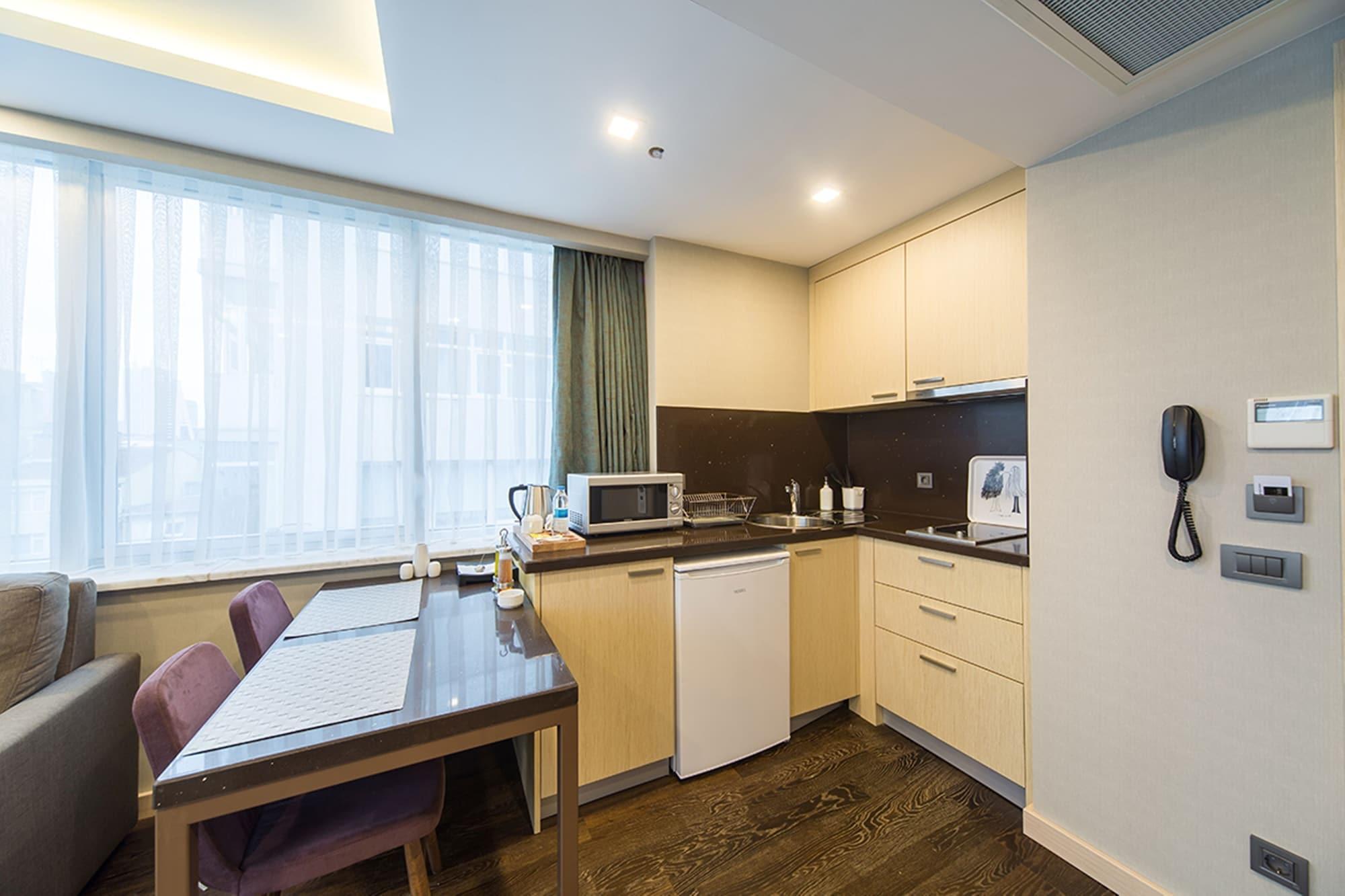 Molton Monapart Mecidiyekoy Hotel 4*