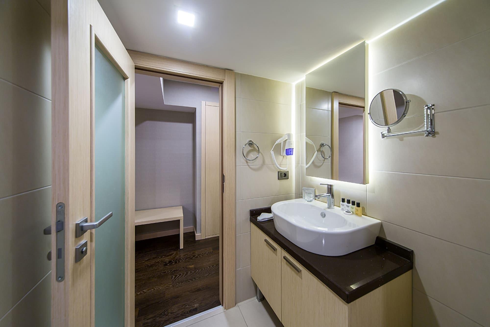 Molton Monapart Mecidiyekoy Hotel Istanbul