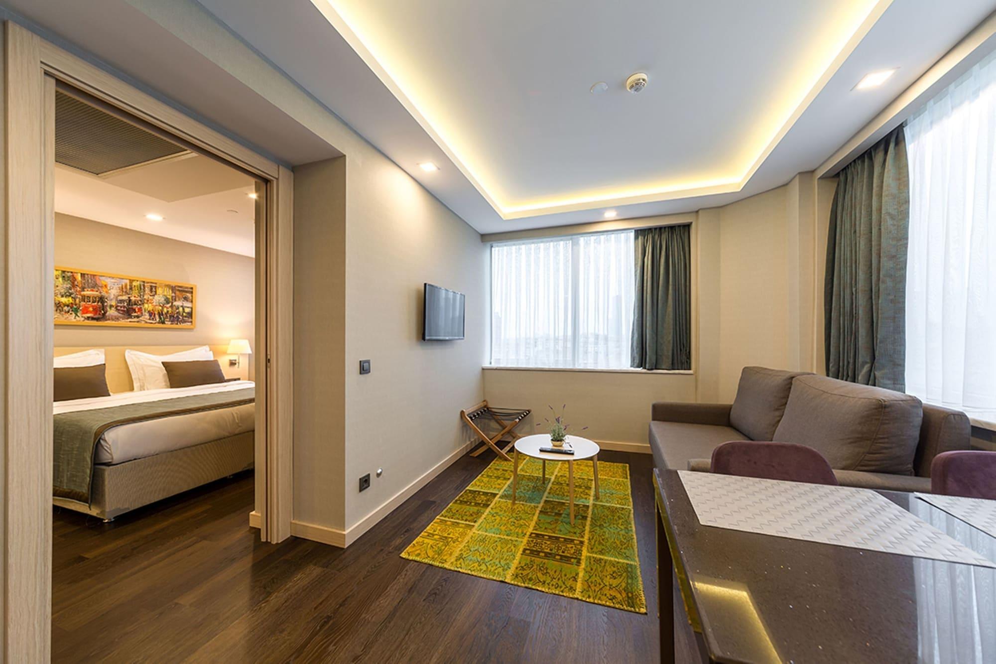 Hotel Molton Monapart Mecidiyekoy 4*