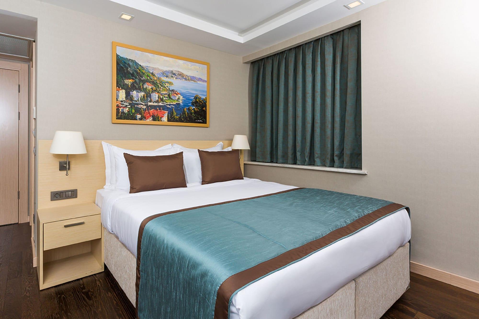 Molton Monapart Mecidiyekoy Istanbul