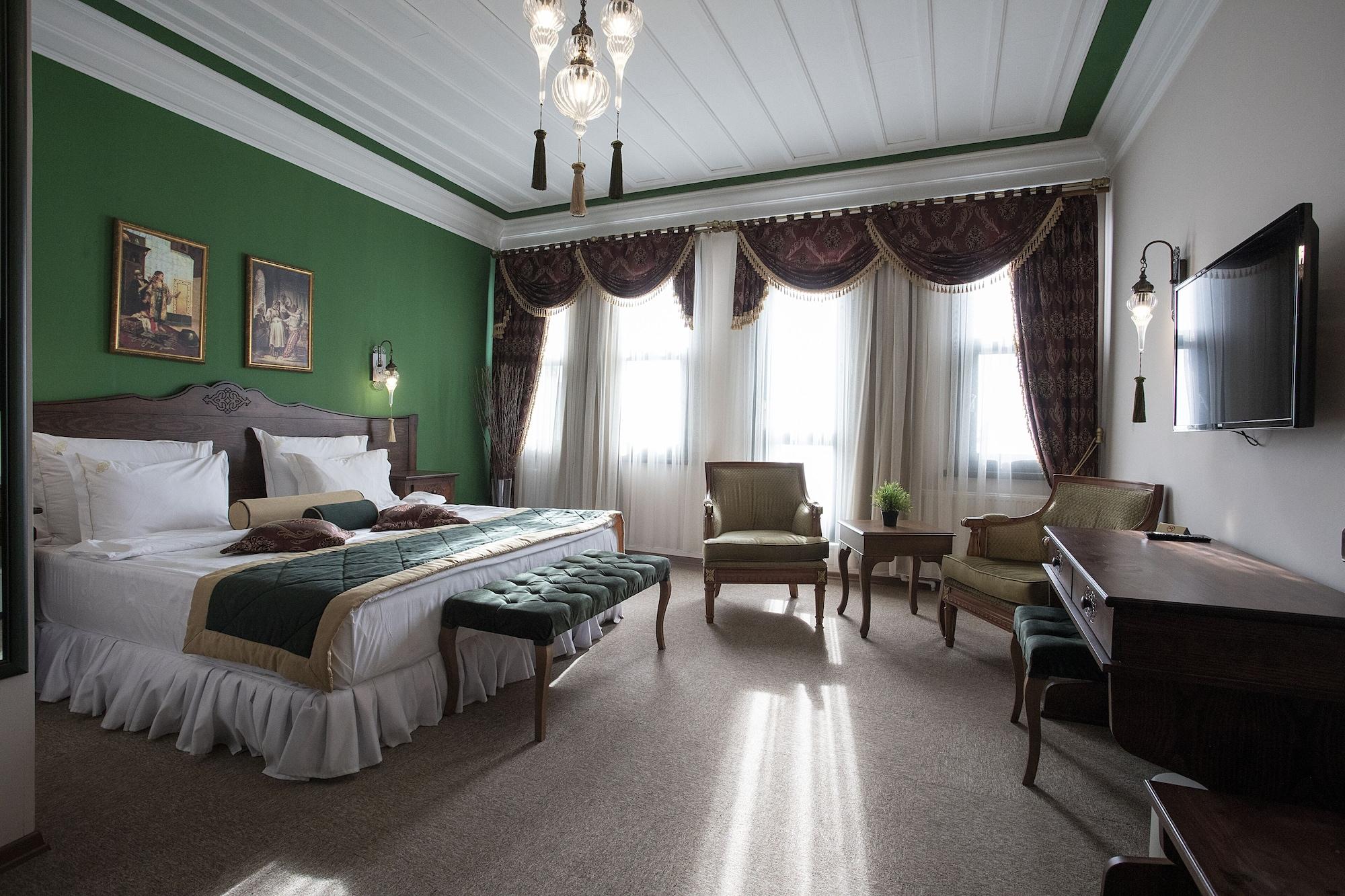 Garden House - Special Class Hotel