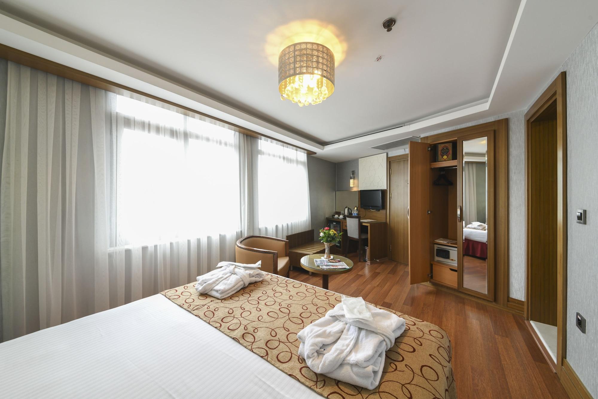 Grand Star Bosphorus & Hotel 4*