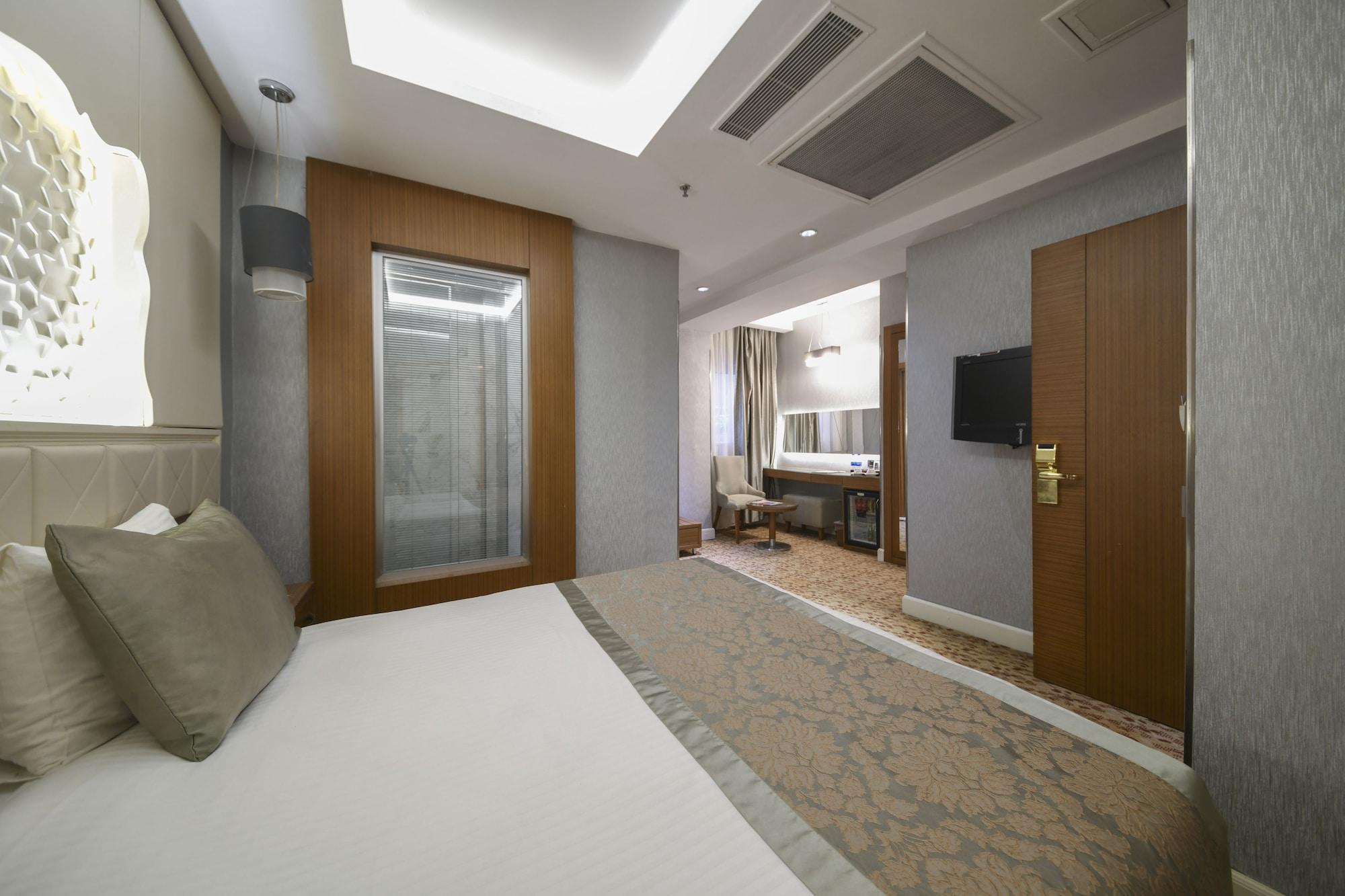 Hotel Grand Star Bosphorus & 4*