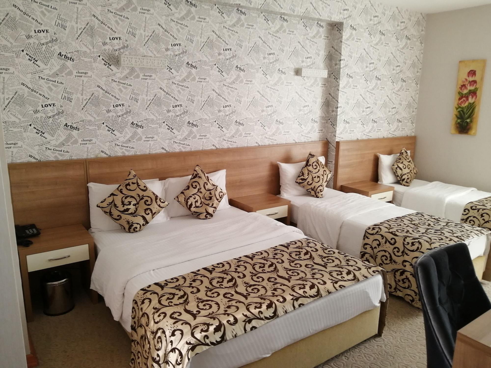 Hotel Royal 3*