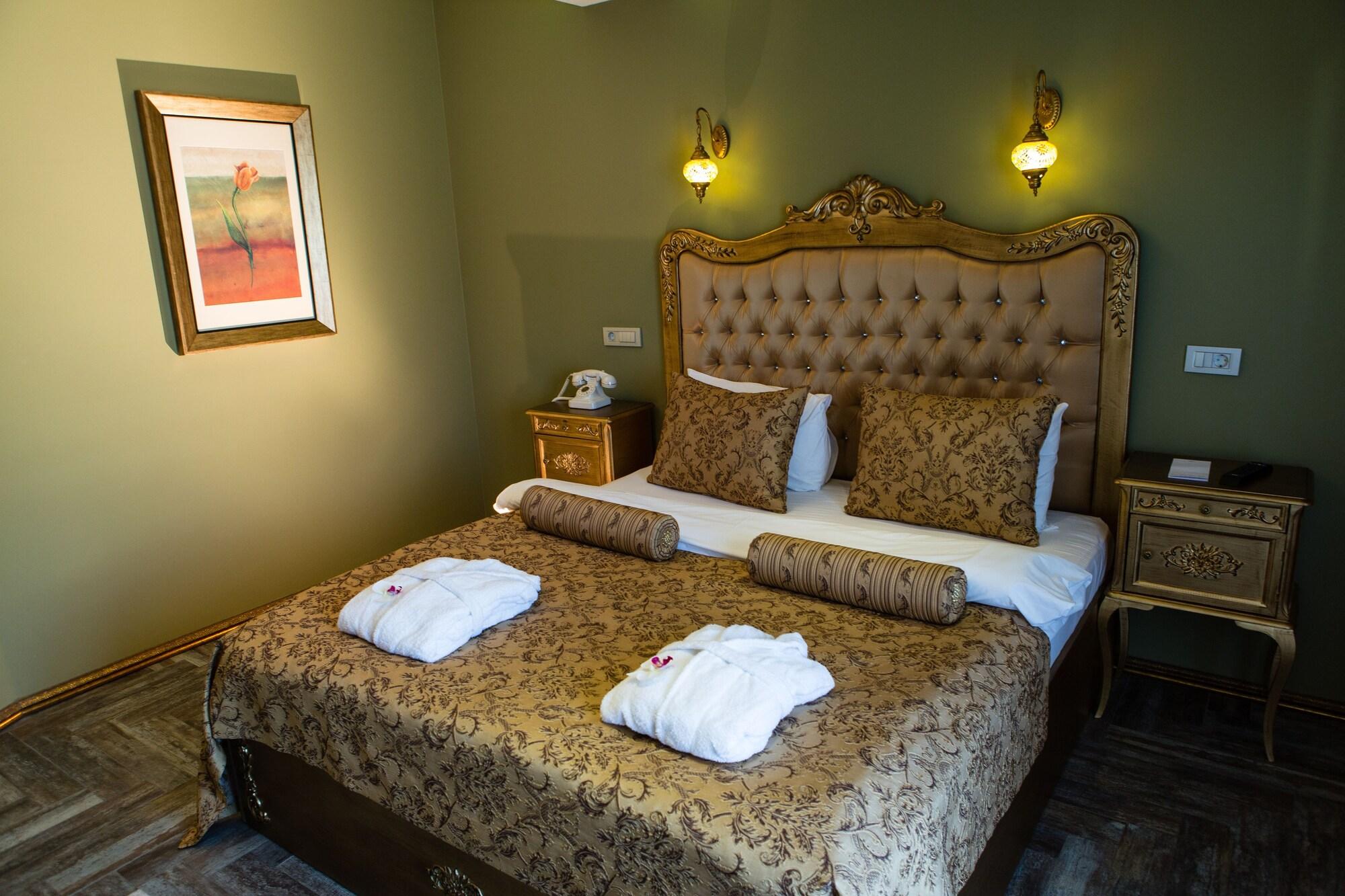 Elegance 3*