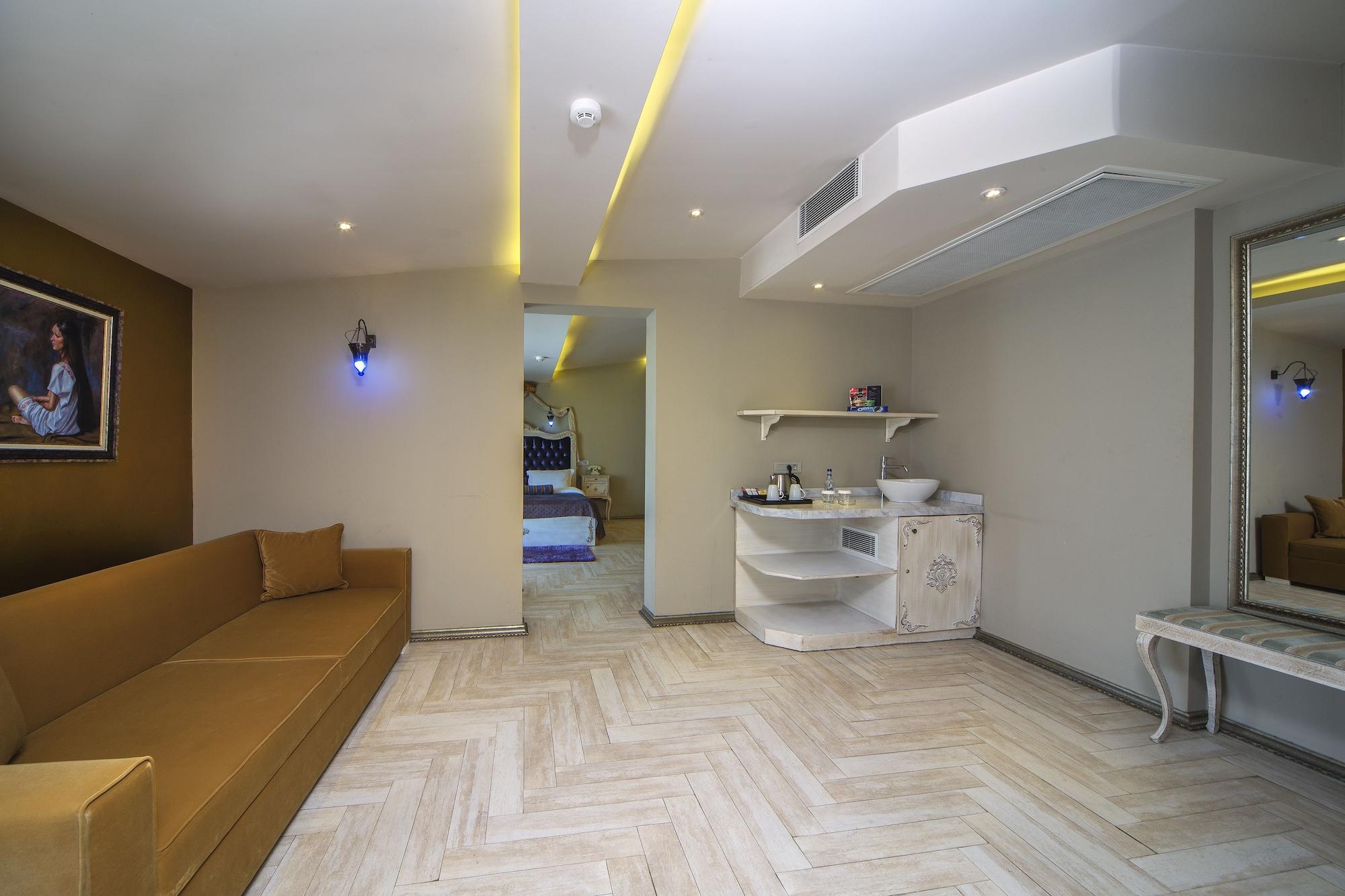 Elegance 3*