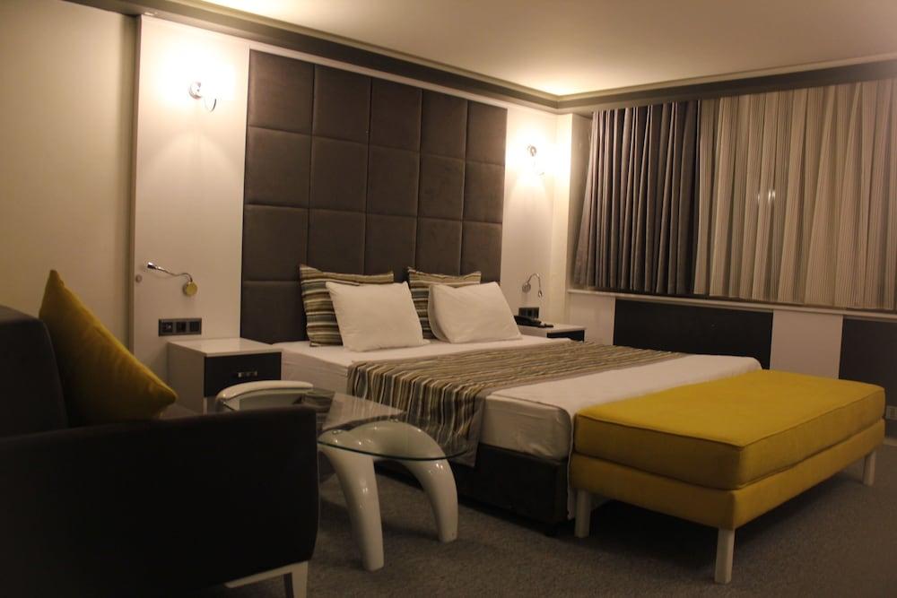 Taksim Otel 2*