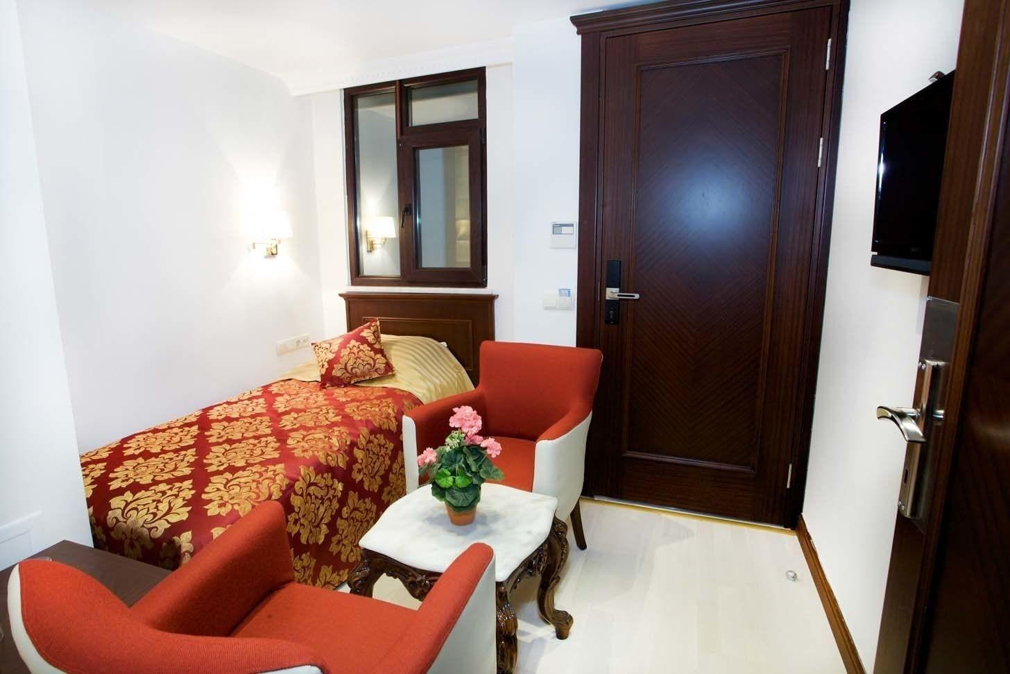 Newcity Hotel