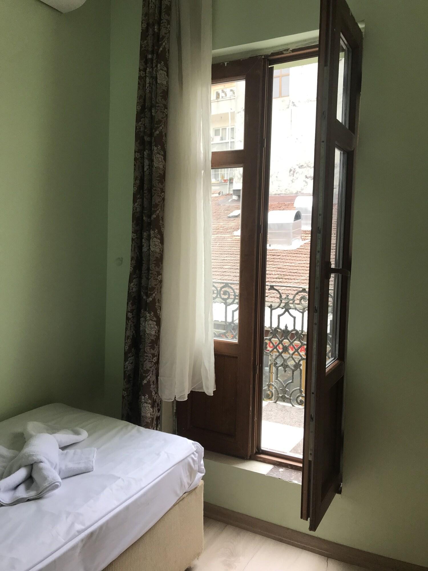 Historial Otel