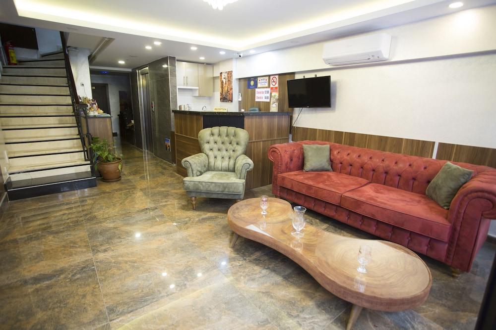 Hotel T-square
