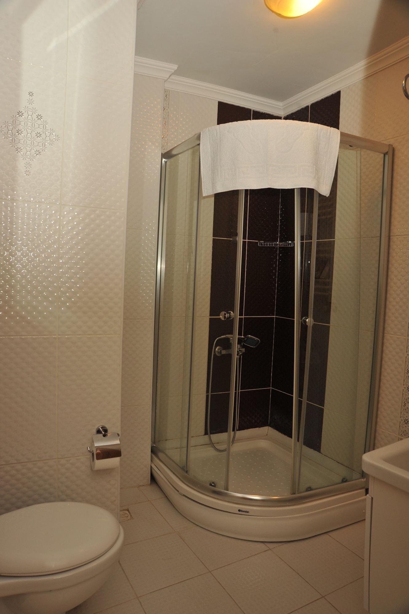 Aparthotel Pera 26