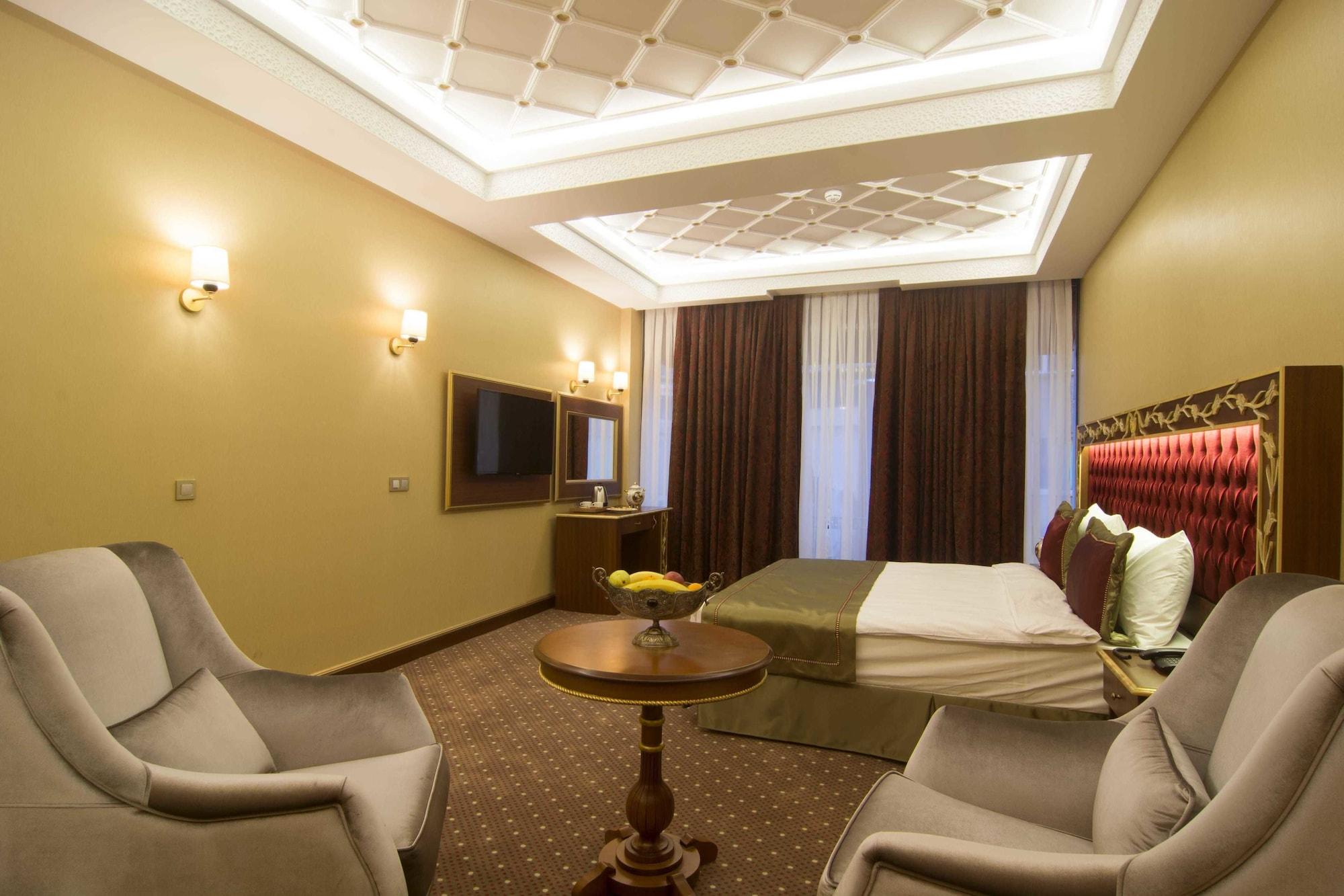 Mb Deluxe Hotel 4*