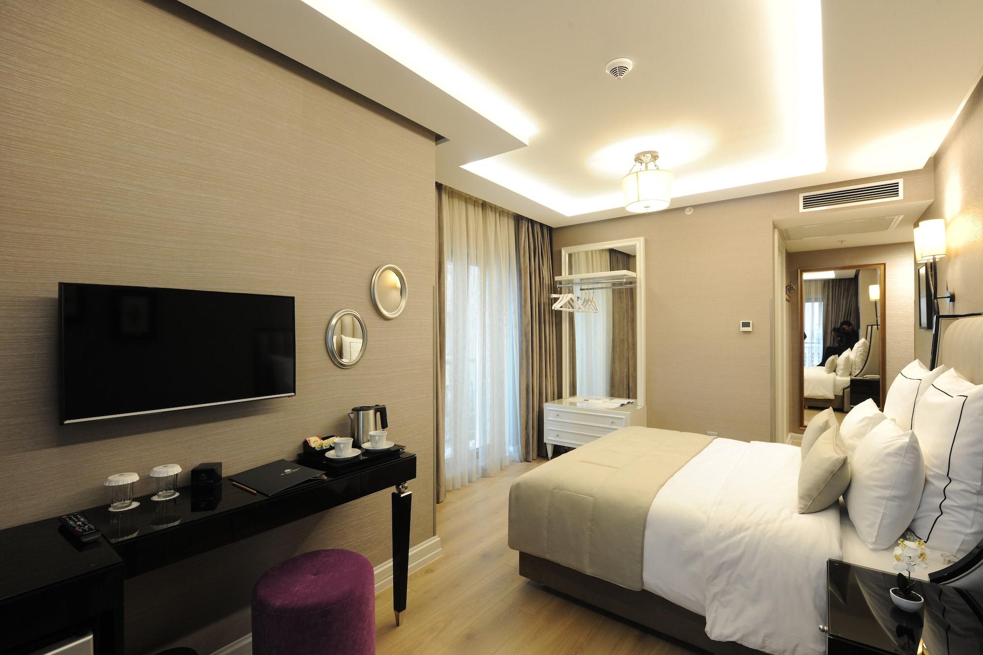 Le Petit Palace - Special Category Otel