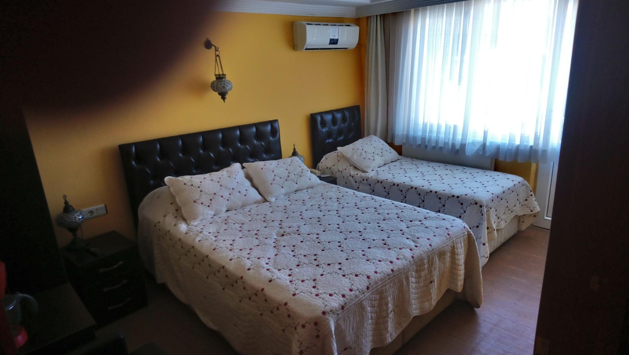 Cosmopolitan Park Hotel 3*