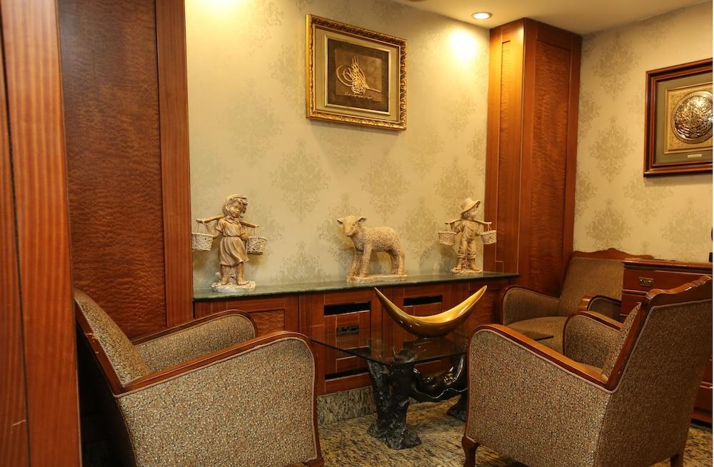 Peak Star Hotel