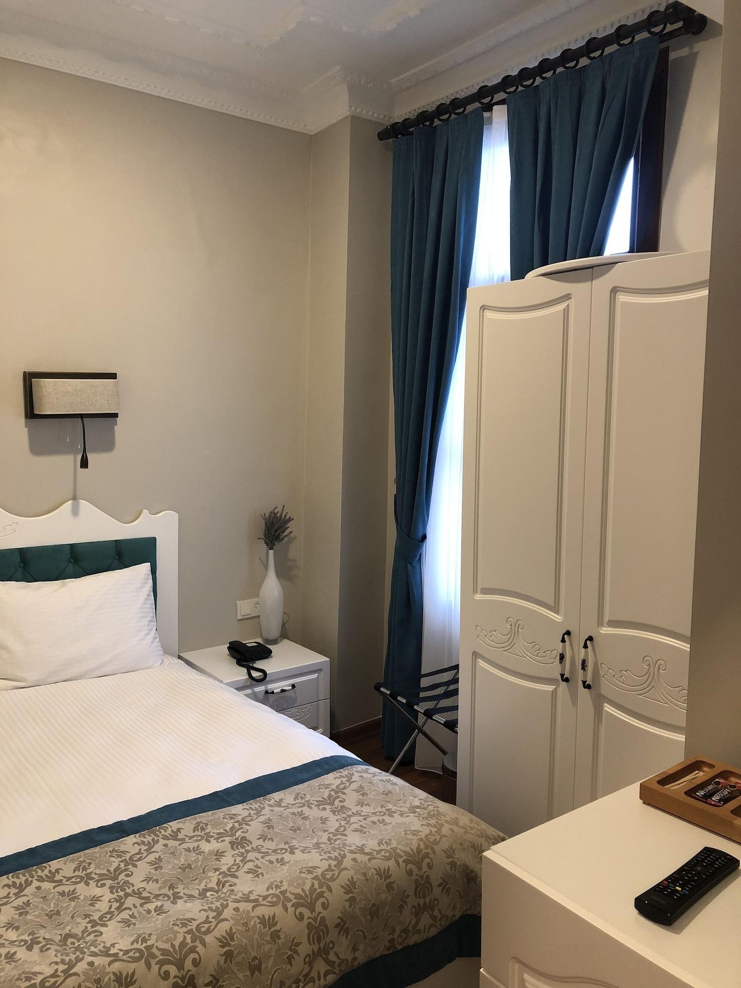 The Void 3* Istanbul