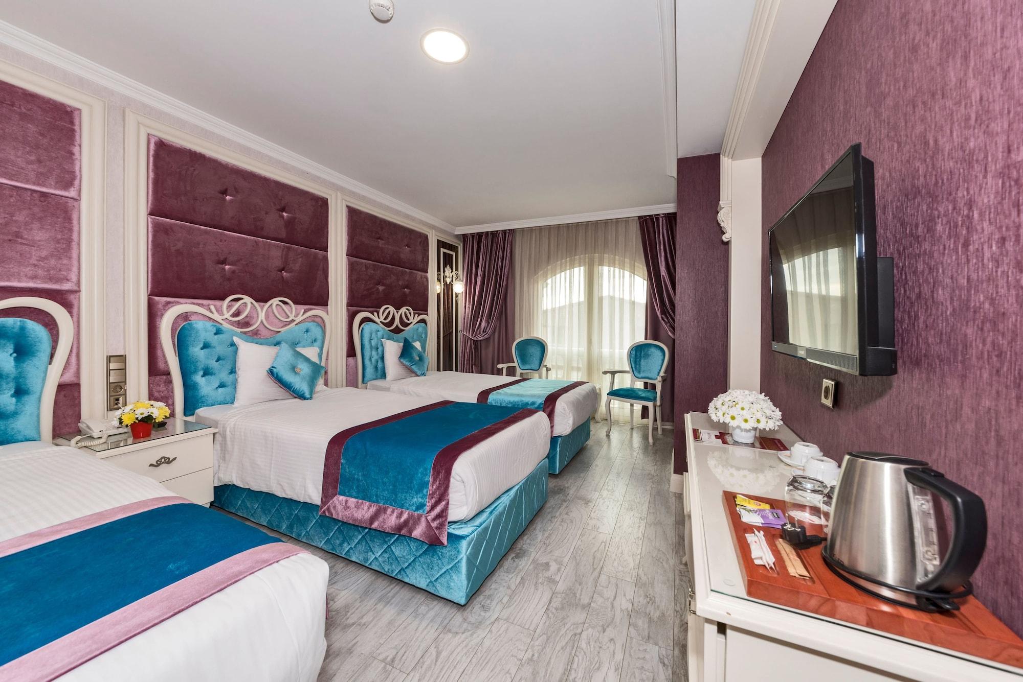 Marnas Hotel 4*
