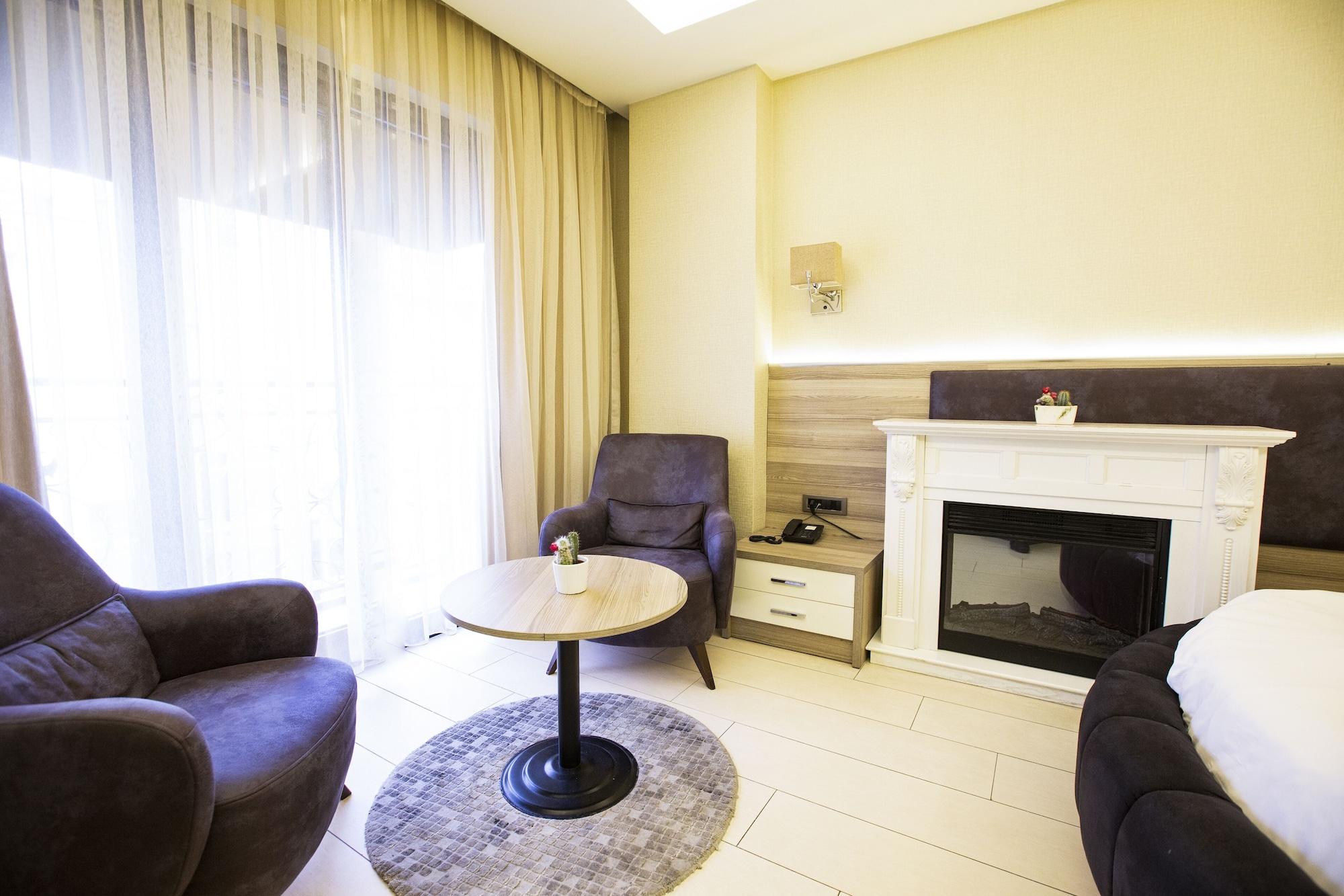 Random Hotel 3*